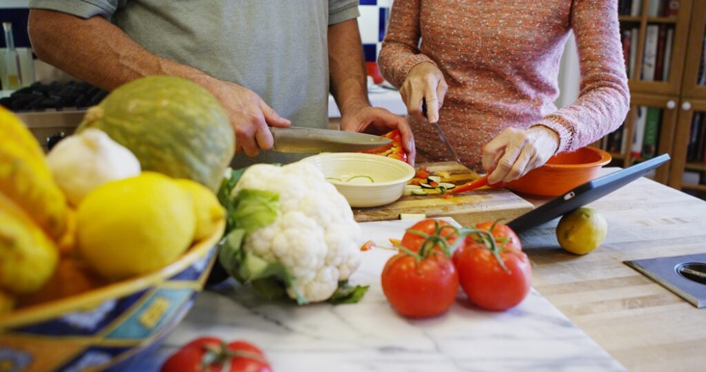 Nutritional Needs For Elderly - Food, Meals